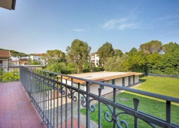 31.jpg - Villa Pisa - foto 22