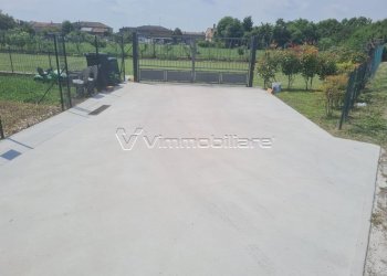 WhatsApp Image 2025-05-26 at 11.57.10 (1).jpg - Terreno edificabile Via Bergoncino, Noventa Vicentina - foto 8