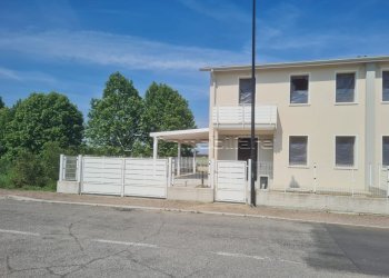 WhatsApp Image 2025-05-26 at 09.33.11 (1).jpg - Casa indipendente via degli alpini sn, Albettone - foto 3