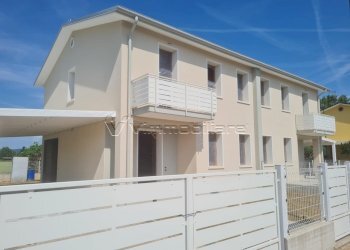 WhatsApp Image 2025-05-26 at 09.33.12.jpg - Casa indipendente via degli alpini sn, Albettone - foto 4