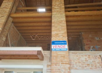 WhatsApp Image 2025-03-26 at 11.48.33 (2).jpg - Quadrilocale via capovilla 1/A, Noventa Vicentina - foto 19