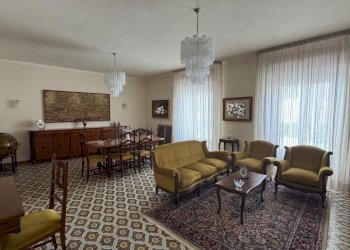 soggiorno - Appartamento Via Luigi Finamore Pepe, Monopoli - foto 10