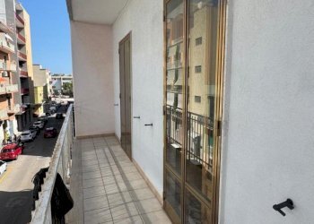 balcone - Appartamento Via Luigi Finamore Pepe, Monopoli - foto 25