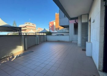 piazzale - Locale Commerciale VIA VITTORIO VENETO, Monopoli - foto 7