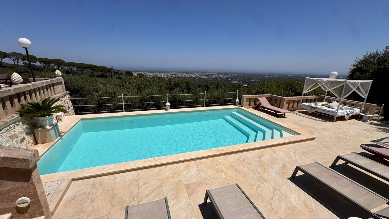 piscina - Casale Viale Monte Cannone, Fasano - foto 1