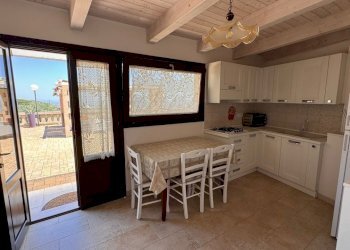 soggiorno pranzo - Casale Viale Monte Cannone, Fasano - foto 8