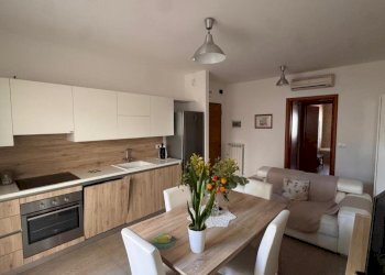 soggiorno pranzo - Trilocale Largo Fontanelle, Monopoli - foto 10