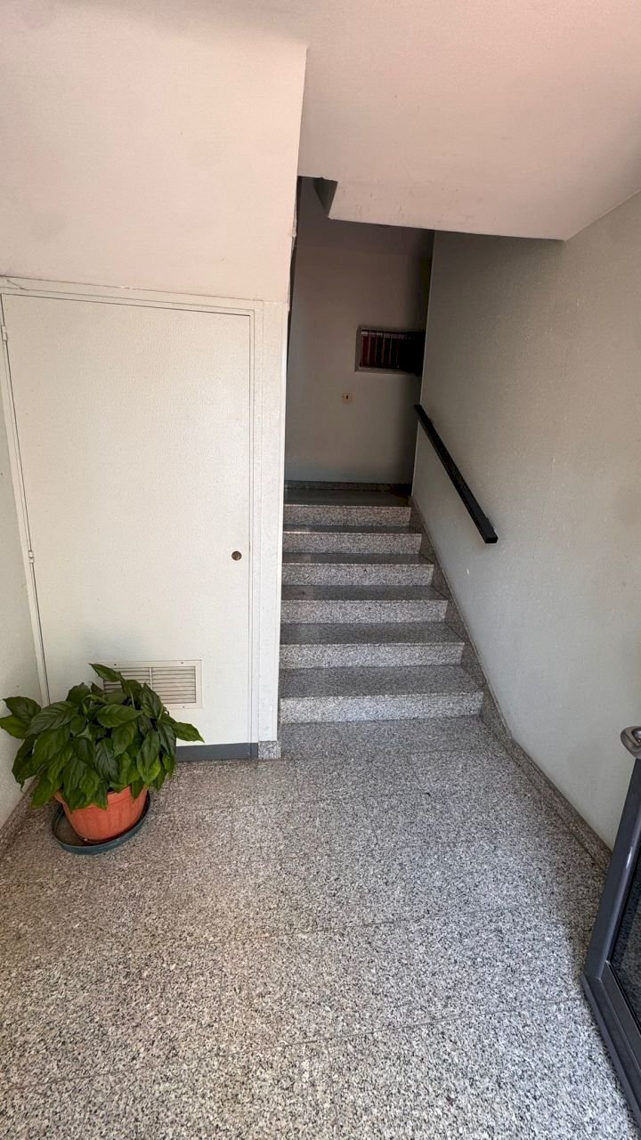 vano scala - Trilocale Via Michelangelo Buonarroti, Monopoli - foto 2