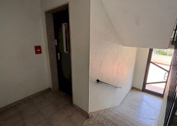 vano scala - Trilocale Via Michelangelo Buonarroti, Monopoli - foto 3