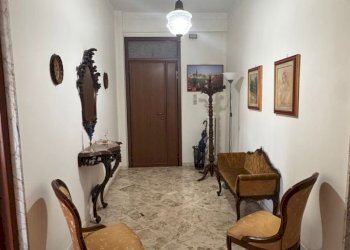 ingresso - Quadrilocale Via Padre Manghisi 36, Monopoli - foto 4