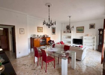 soggiorno - Quadrilocale Via Padre Manghisi 36, Monopoli - foto 7