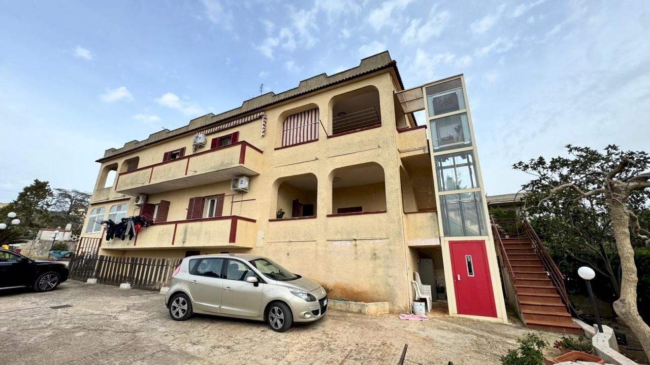 prospetto esterno - Porzione di casa Contrada Virbo 829, Monopoli - foto 2