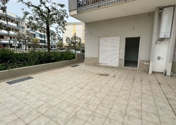 veranda - Bilocale Via Pietro Lorenzetti, Monopoli - foto 3