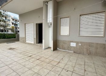 veranda - Bilocale Via Pietro Lorenzetti, Monopoli - foto 4