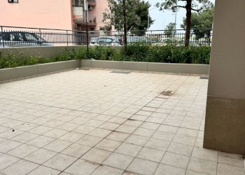 veranda - Bilocale Via Pietro Lorenzetti, Monopoli - foto 9