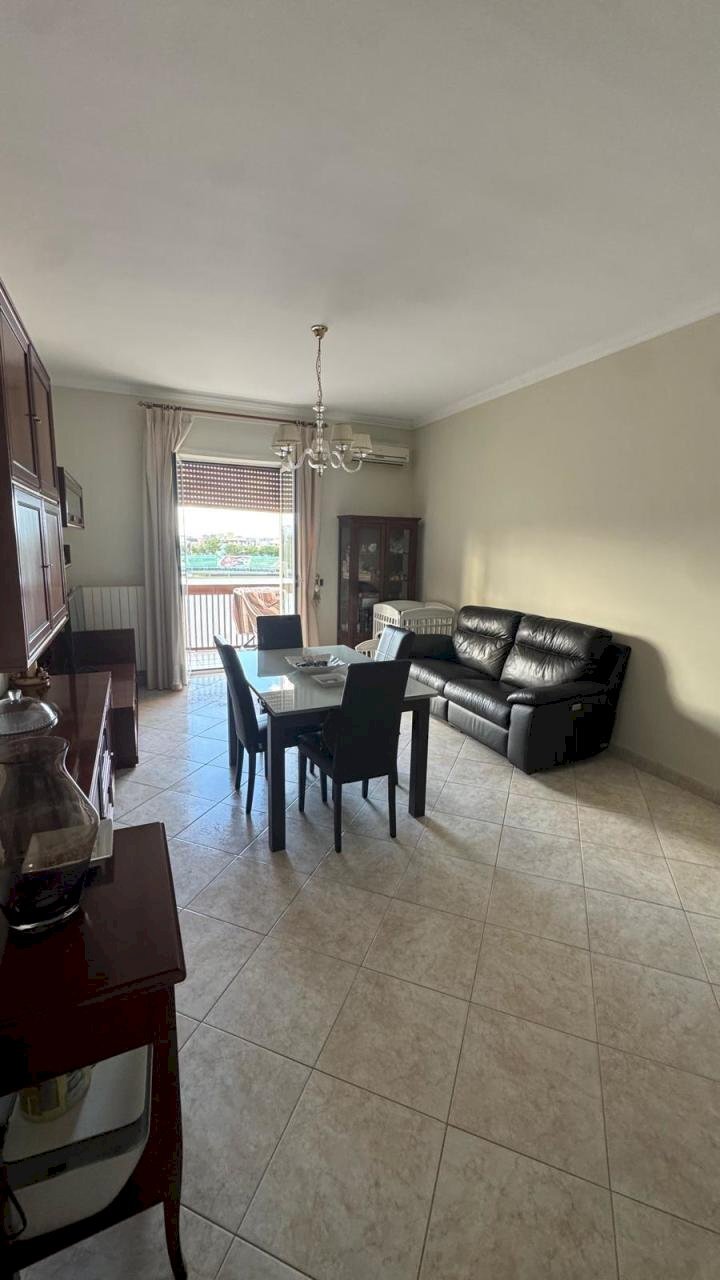 SOGGIORNO - Three-room apartment Via benedetto croce, Monopoli - photo 3