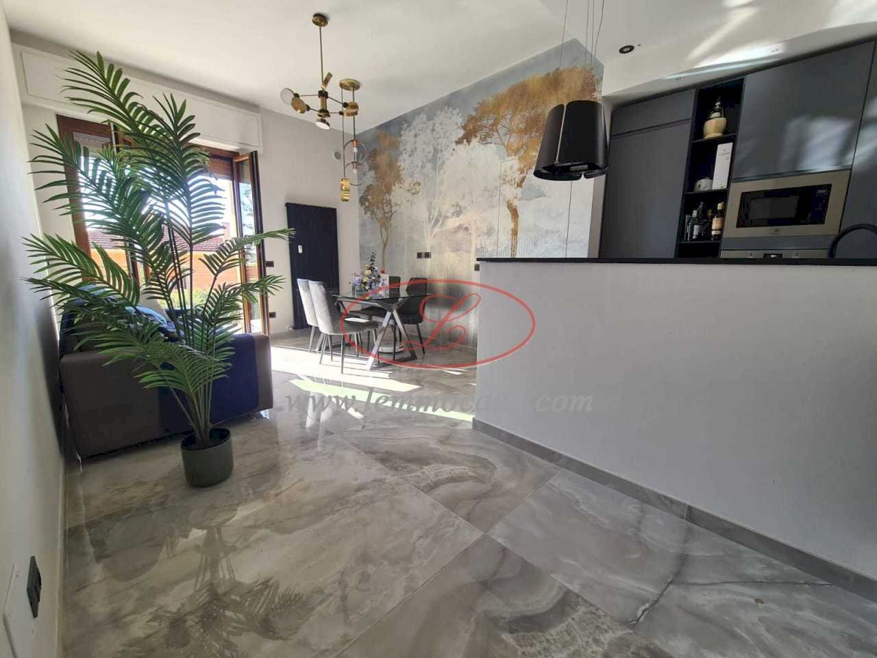 Splendido luminoso trilocale con terrazzi e P. Aut - Trilocale Via Giaiette 44, Diano Marina - foto 1