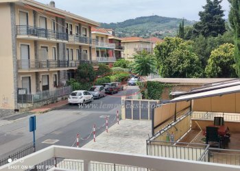 Vista da un balcone - Quadrilocale Via Mario Capocaccia 54, Diano Marina - foto 4