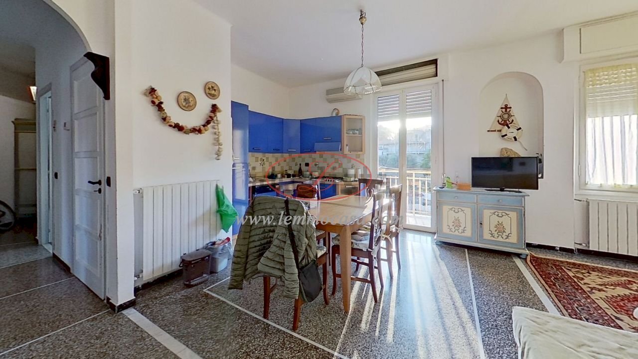 sala da pranzo - Quadrilocale Via F. Agnese 34, Diano Marina - foto 3