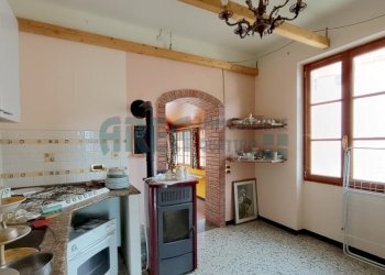 IMG_20250320_144926.jpg - Villa Via Milite Ignoto 10, Pieve di Teco - foto 11