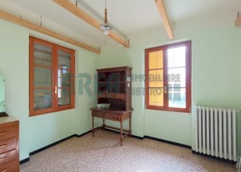 IMG_20250320_144938.jpg - Villa Via Milite Ignoto 10, Pieve di Teco - foto 14