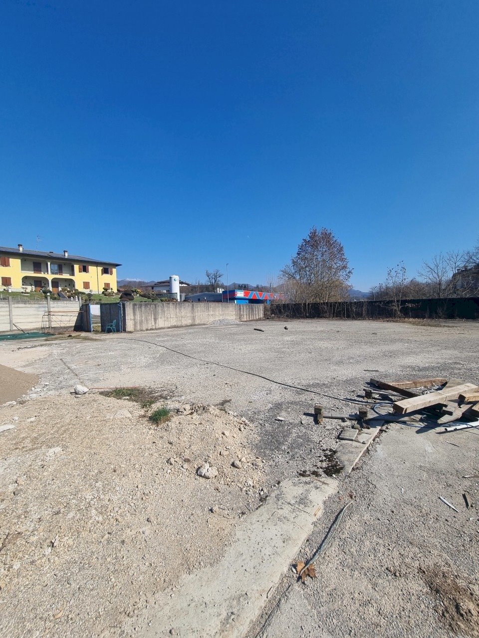 20250307_124011.jpg - Terreno edificabile Via Salvo d' Acquisto 8, Preseglie - foto 1