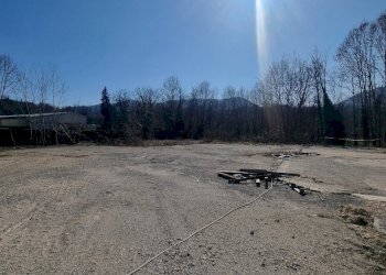 20250307_124105.jpg - Terreno edificabile Via Salvo d' Acquisto 8, Preseglie - foto 4