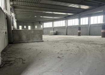 IMG-20241121-WA0085.jpg - Commercial Premises TRAVERSA PRIMA DI VIA INDUSTRIALE 9, Cellatica - photo 9