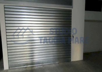 0d320b22-6156-4009-a2b6-8757f6821b09.jpg - Box Via Fiume, Sanremo - foto 1