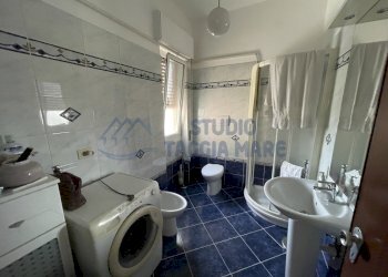 IMG_4235.JPG - Trilocale Corso Villaregia 44, Riva Ligure - foto 18