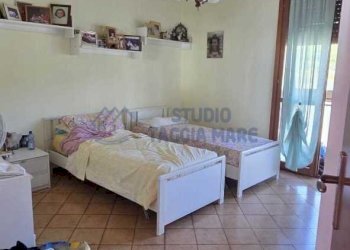 8.jpg - Quadrilocale Via Pastonchi, Riva Ligure - foto 10