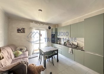 3.JPG - Trilocale Via Mameli, Taggia - foto 1