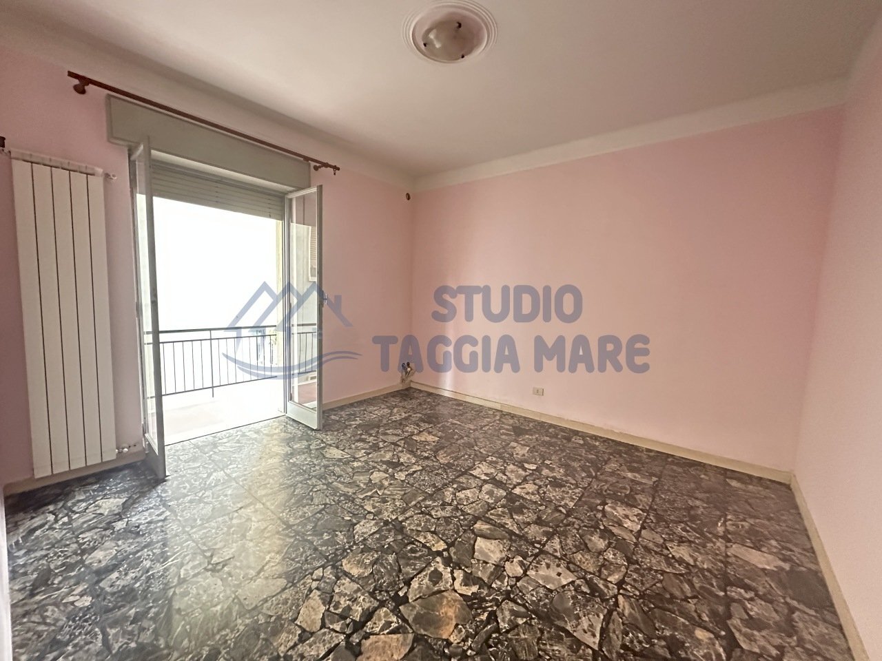 1.JPG - Trilocale Via Giardino, Riva Ligure - foto 1