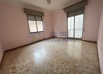 13.JPG - Trilocale Via Giardino, Riva Ligure - foto 4