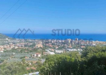 e1f4a396-46dd-4702-8fe3-0a872d1d6c6e.jpg - Agricultural land Via Periane 300, Taggia - photo 1