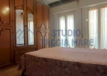 2d9f46e2-7d84-48a8-a9db-cec08a55786c.jpg - Trilocale Via Cristoforo Colombo, Vallecrosia - foto 6