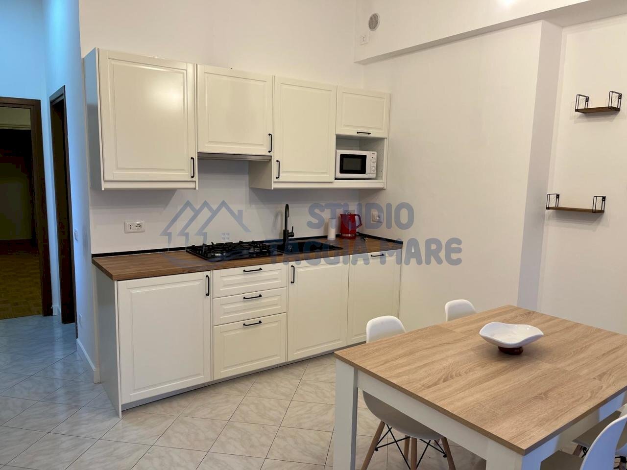 6c487aab-0321-40da-8082-74ae0ec550fb.jpg - Bilocale Corso degli Inglesi, Sanremo - foto 1