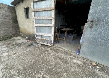 IMG_5563.JPG - Magazzino Via Terzorio, Santo Stefano al Mare - foto 10