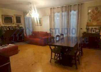 c7d9aaa3-3ae7-4496-8106-af1628eaa53e.jpg - Independent house Corso della Repubblica, Camporosso - photo 2