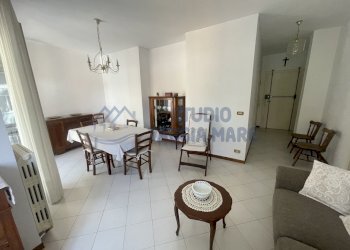 IMG_2489.JPG - Quadrilocale Via Cesare Balbo, Bordighera - foto 2