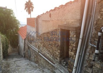 f1caa3bf-f0bc-4c8b-a9e6-635b1d43e987.jpg - Independent house via goethe, Sanremo - photo 8