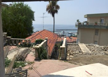 3f7db9e0-18bd-4af1-a292-3b88718df97e.jpg - Independent house via goethe, Sanremo - photo 13