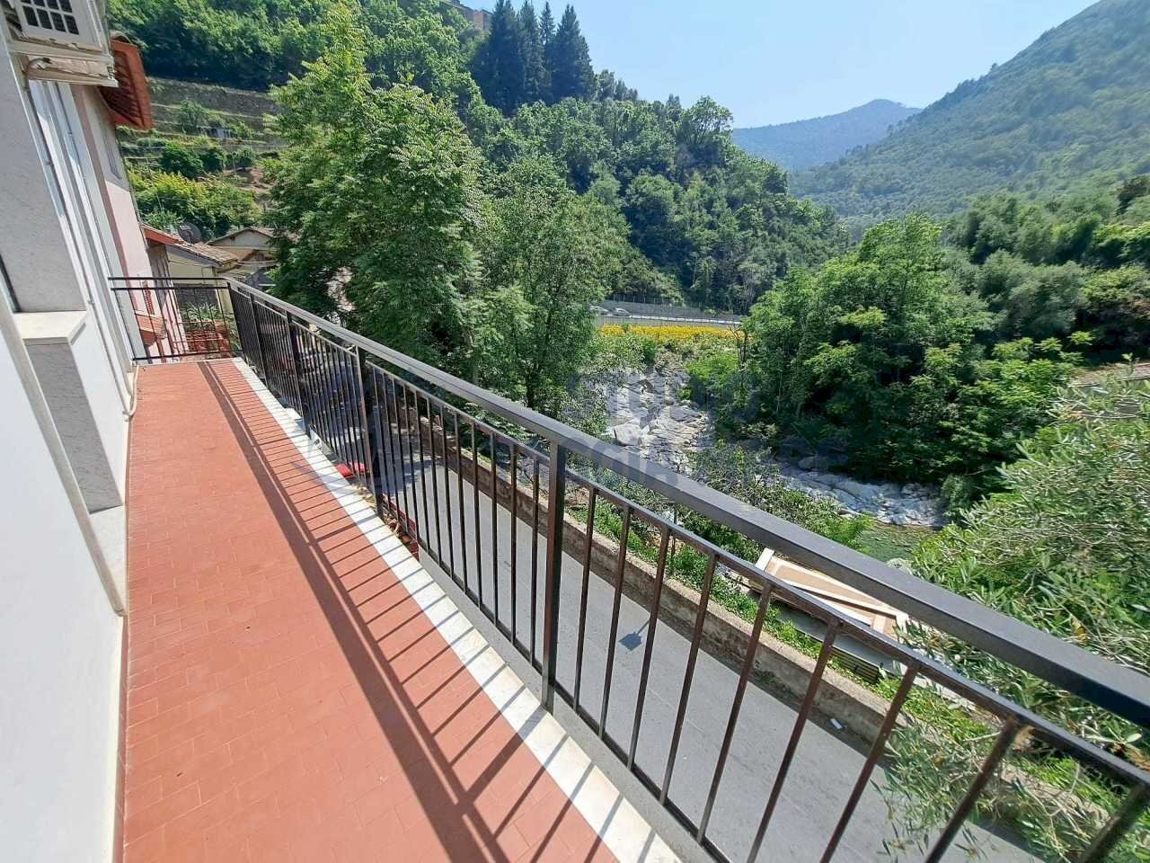 Immagine WhatsApp 2025-06-12 ore 09.29.20_292dfe57 - Trilocale Via Dante Alighieri 25, Montalto Carpasio - foto 1