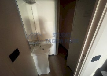 IMG_1539.JPG - Ufficio via soleri, Taggia - foto 6