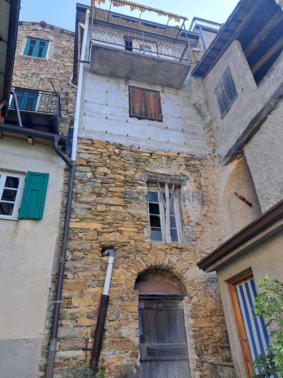 Immagine WhatsApp 2025-06-07 ore 11.54.33_4c4ef980 - Porzione di casa Via Quattro Novembre, Molini di Triora - foto 2