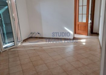 PHOTO-2023-03-06-10-41-39 5.jpg - Villa Via Fanny Roncati, Imperia - foto 17