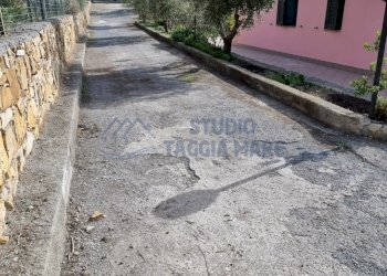 PHOTO-2023-03-06-10-41-39 7.jpg - Villa Via Fanny Roncati, Imperia - foto 18