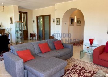 PHOTO-2025-05-30-19-18-43 4.jpg - Villa Via Fanny Roncato, Imperia - photo 16