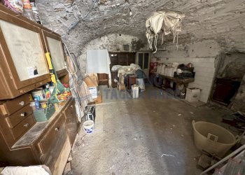 2.JPG - Magazzino PIAZZA G BATTISTA, Terzorio - foto 2