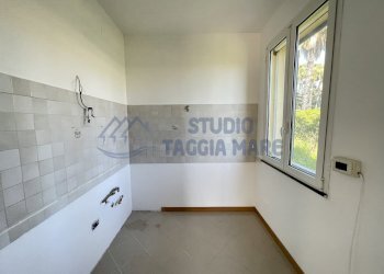 IMG_1016 2.JPG - Trilocale via san Francesco, Taggia - foto 8